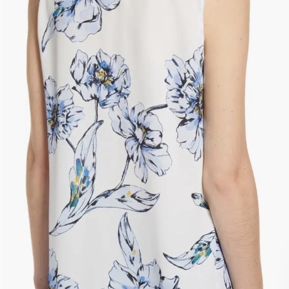 NWOT Karl Lagerfeld Paris Sleeveless Blouse with pearl accents!! Size Large. - Picture 3 of 10